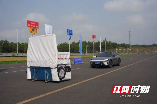 你的车到底有多“聪明”?雨中见分晓(图3)